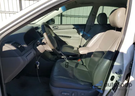 2006 Toyota Camry Le из США, поврежденный, VIN 4T1BE30K46U728558